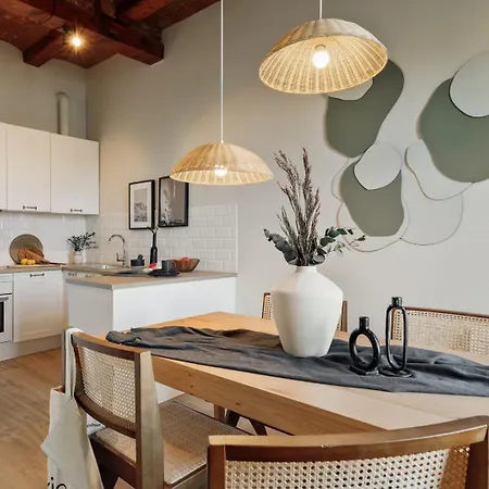 Chixoy - 3 Bedrooms And Balcony In Eixample Dreta Barcelona