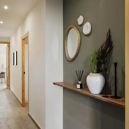 Chixoy - 3 Bedrooms And Balcony In Eixample Dreta Barcelona