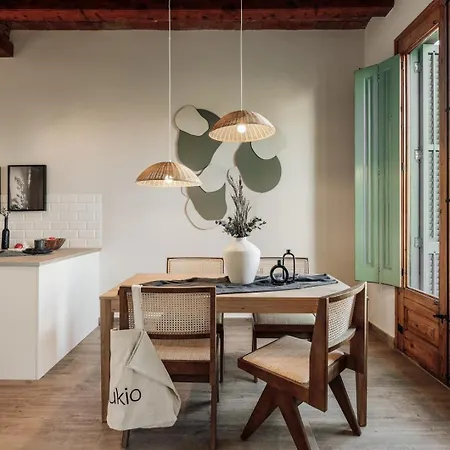 Chixoy - 3 Bedrooms And Balcony In Eixample Dreta
