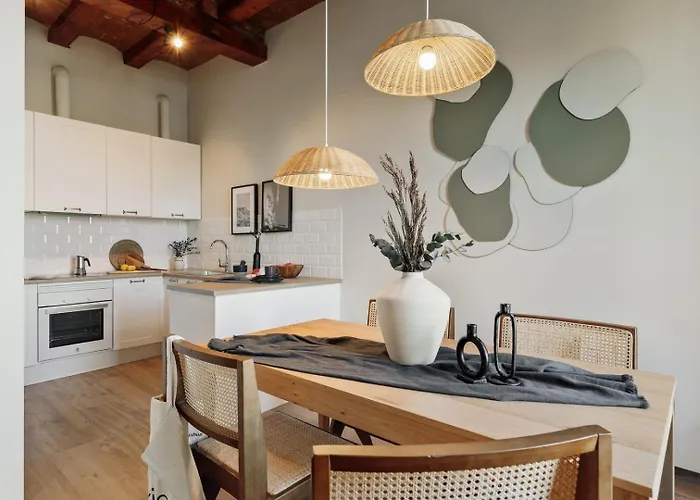 Chixoy - 3 Bedrooms And Balcony In Eixample Dreta Barcelona