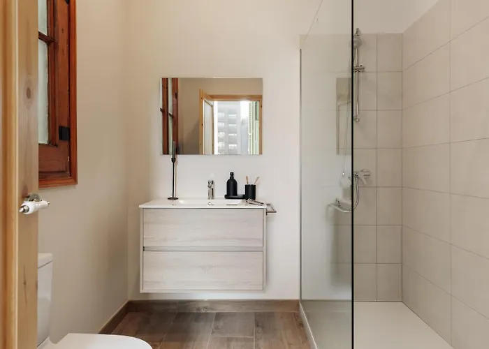 Apartment Chixoy - 3 Bedrooms And Balcony In Eixample Dreta *